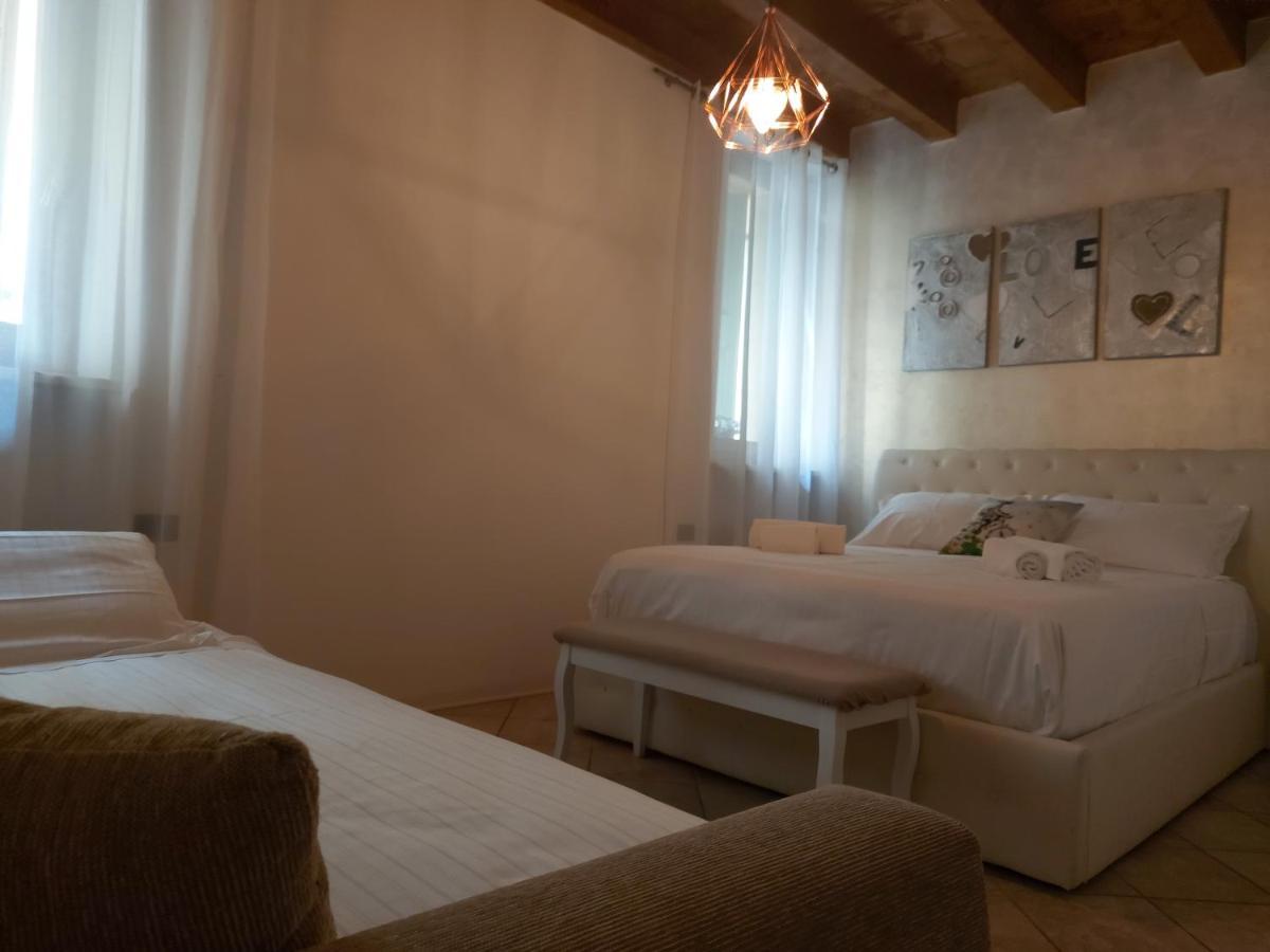 Palazzo Ponte Pietra Apartment Verona