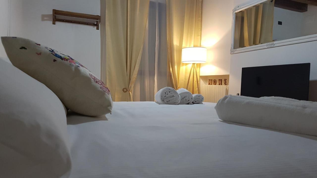 Palazzo Ponte Pietra Apartamento *