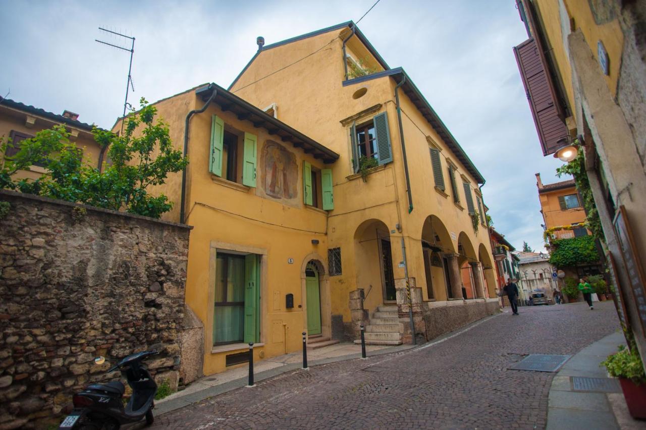 Palazzo Ponte Pietra * Verona